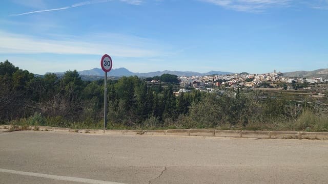 Landgrundstück zu verkaufen in Benitachell / Benitatxell - 155.000 € (Ref: 9382312)