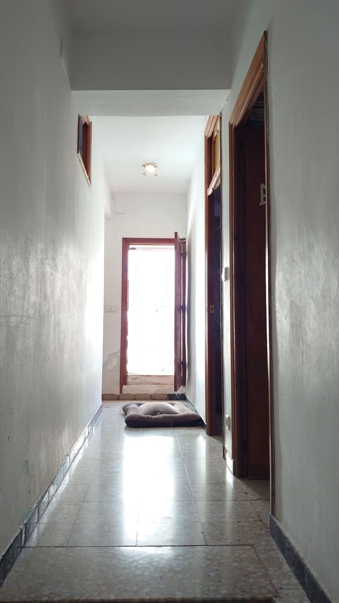 5 bedroom Townhouse for sale in Finestrat - € 250,000 (Ref: 9400357)