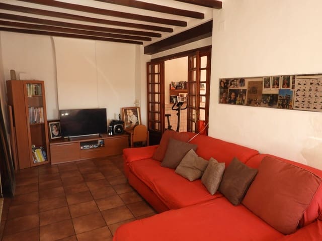 5 bedroom Townhouse for sale in Finestrat Pueblo, Finestrat - € 250,000 (Ref: 9400357)