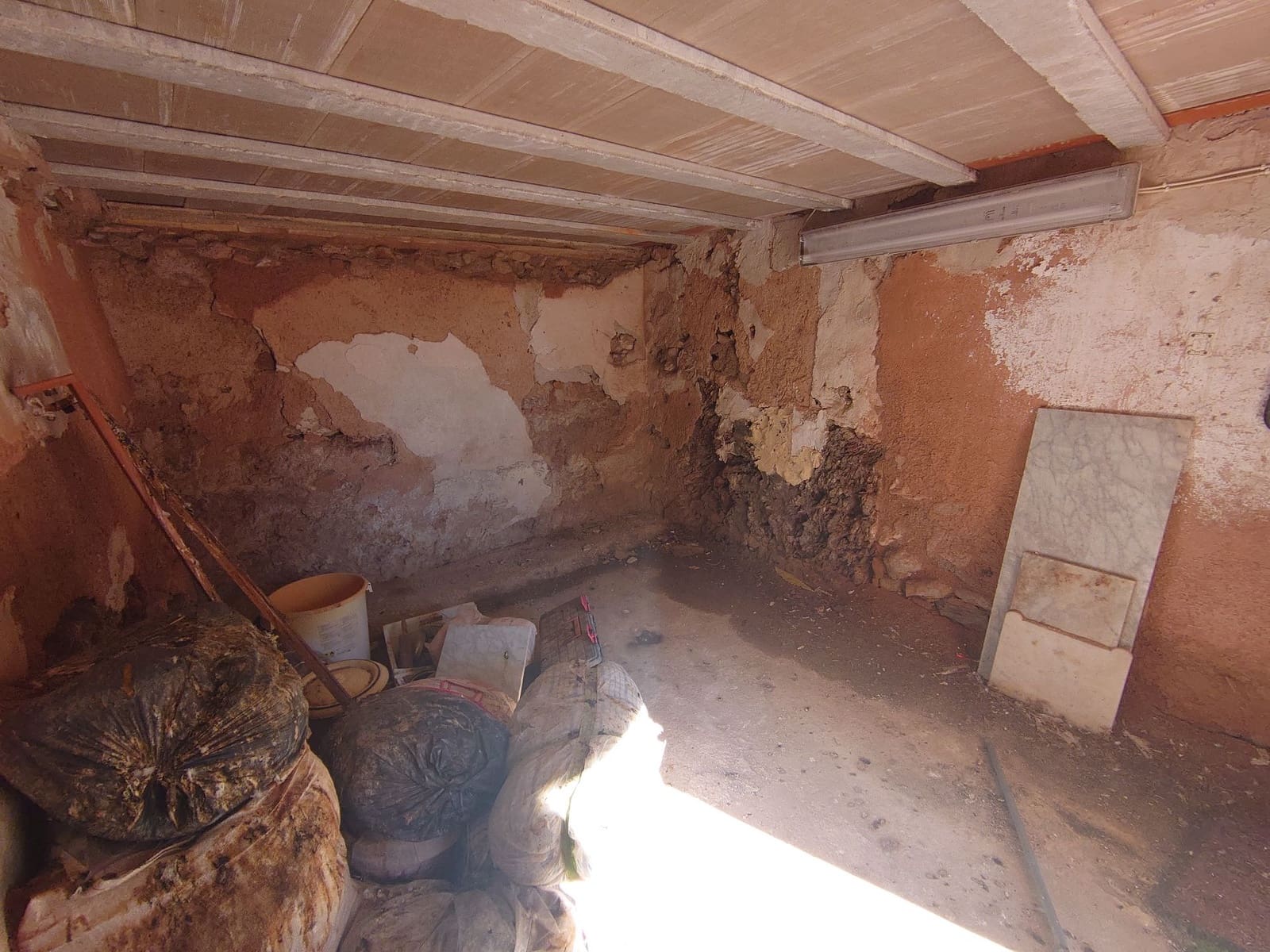 5 bedroom Townhouse for sale in Finestrat - € 250,000 (Ref: 9400357)