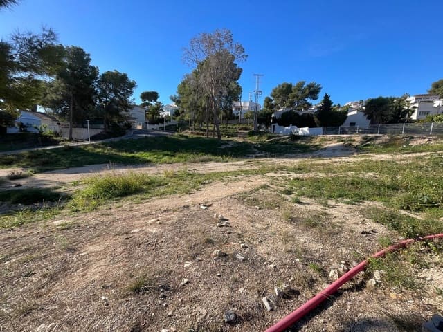 Grunde uden byggetilladelser til salg i Teulada Pueblo, Teulada-Moraira - € 3.250.000 (Ref: 9430762)