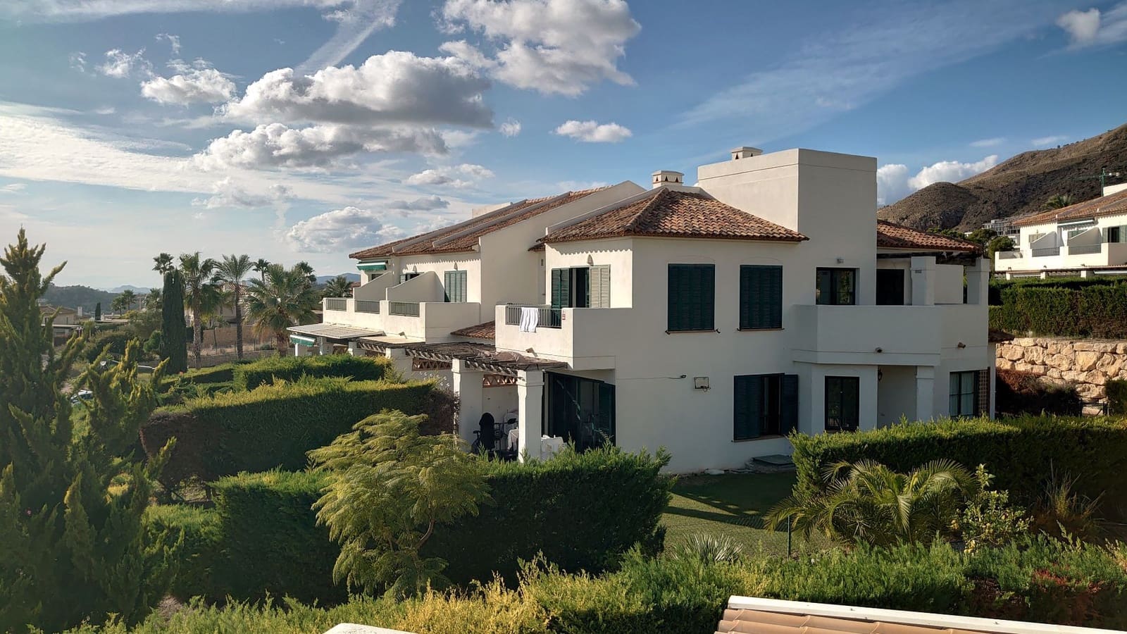 2 slaapkamer Bungalow te koop in Finestrat met zwembad garage - € 352.000 (Ref: 9461059)