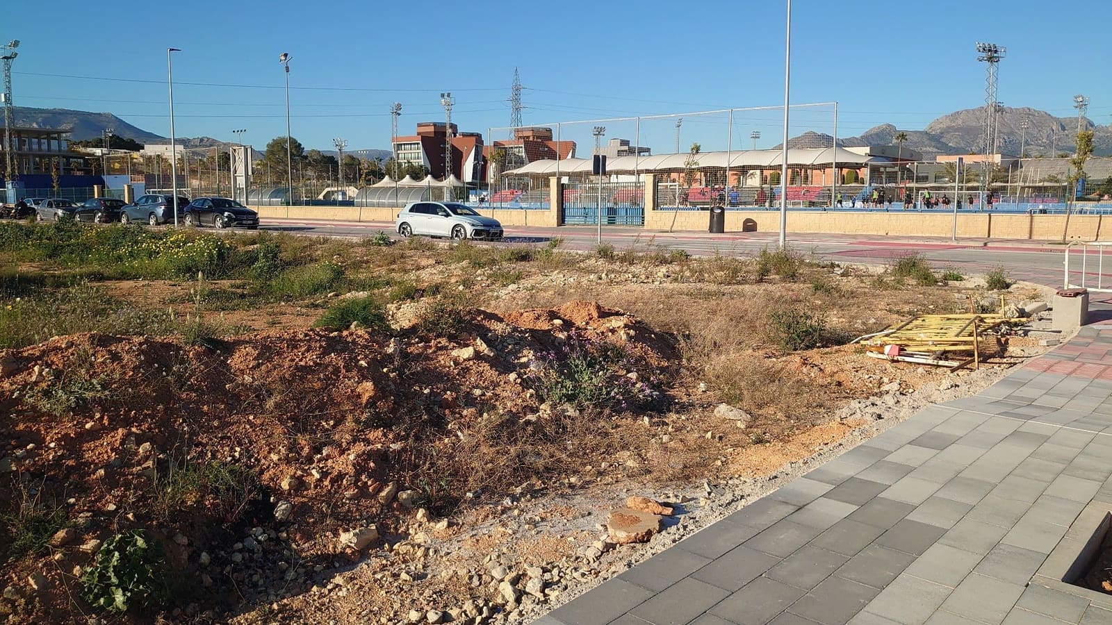 Ubebygd land til salgs i La Nucia - € 1 600 000 (Ref: 9647658)