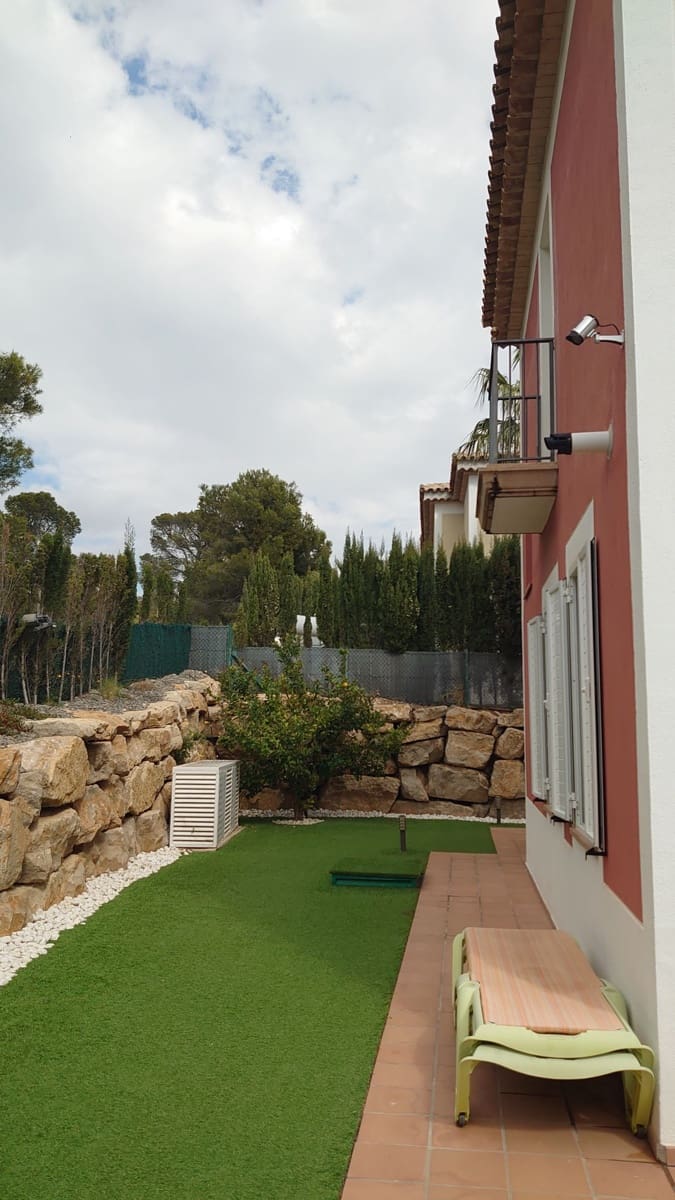 4 chambre Villa/Maison à vendre à Finestrat avec piscine garage - 810 000 € (Ref: 9669904)