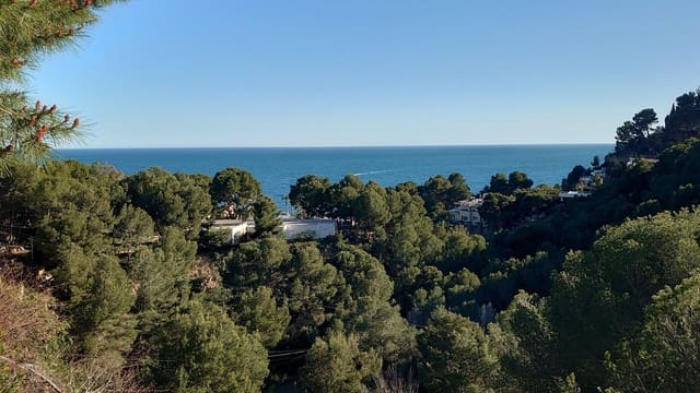 Grunde uden byggetilladelser til salg i Altea - € 947.000 (Ref: 9689988)