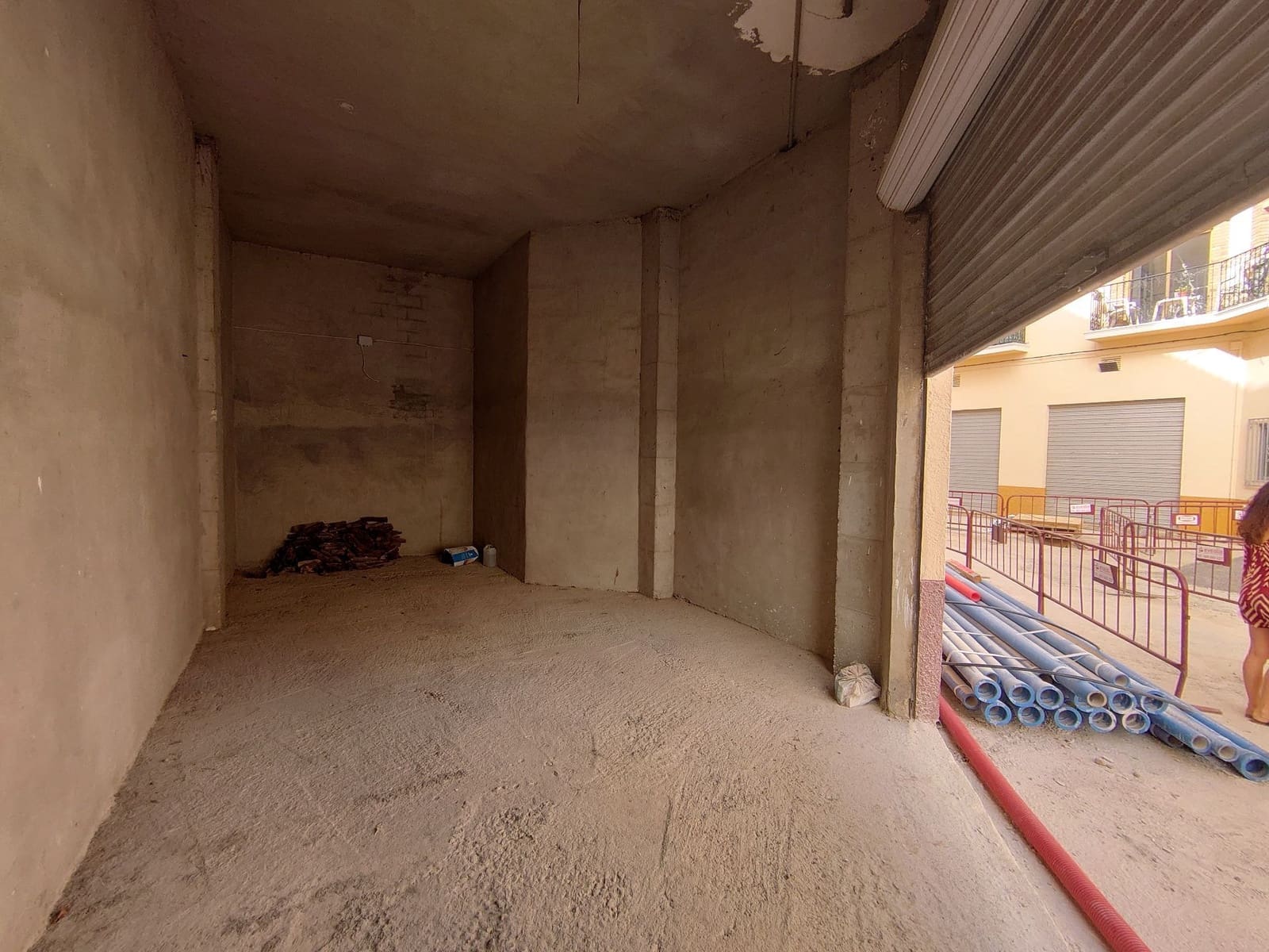 Comercial para arrendar em Finestrat - 600 € (Ref: 9780105)