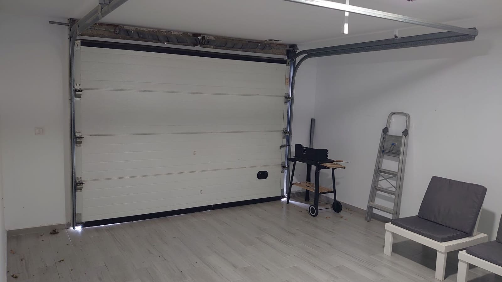 4 makuuhuone Huvila myytävänä paikassa Finestrat mukana uima-altaan 
autotalli - 850 000 € (Ref: 9812958)