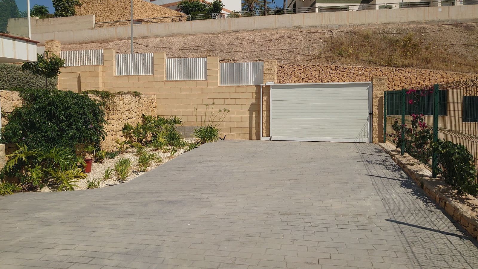 4 Zimmer Villa zu verkaufen in Finestrat mit Pool Garage - 850.000 € (Ref: 9812958)