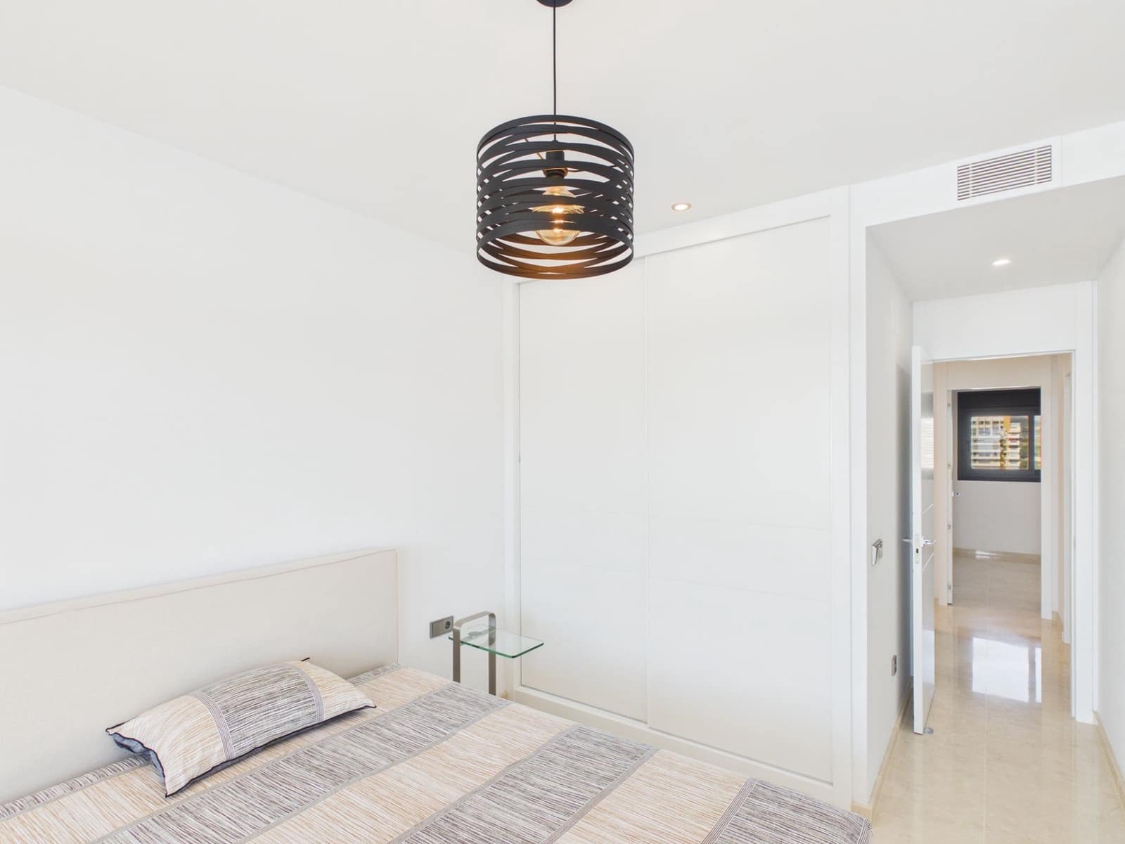 2 quarto Apartamento para venda em Benidorm com piscina garagem - 1 439 000 € (Ref: 9891619)