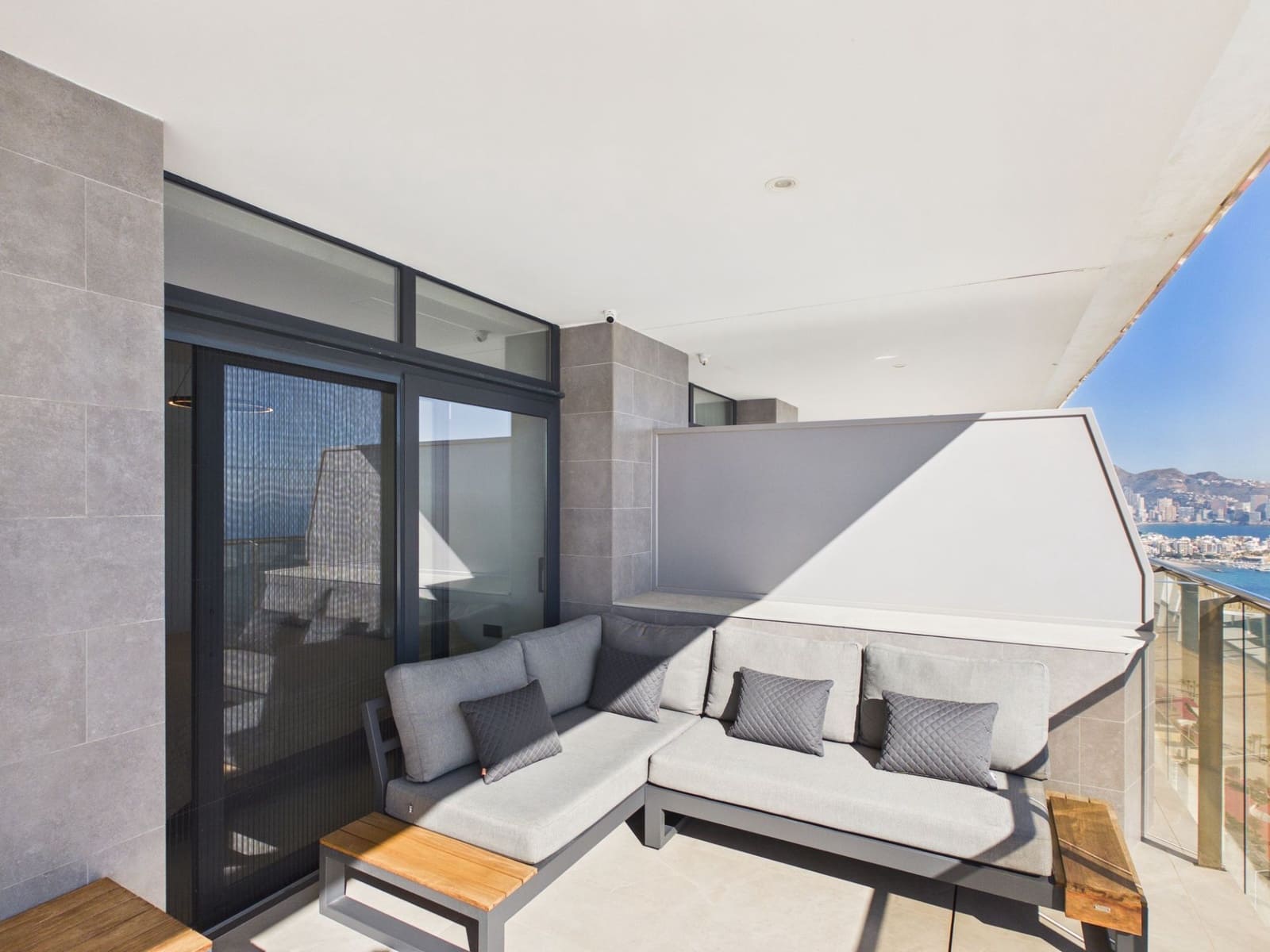2 quarto Apartamento para venda em Benidorm com piscina garagem - 1 439 000 € (Ref: 9891619)