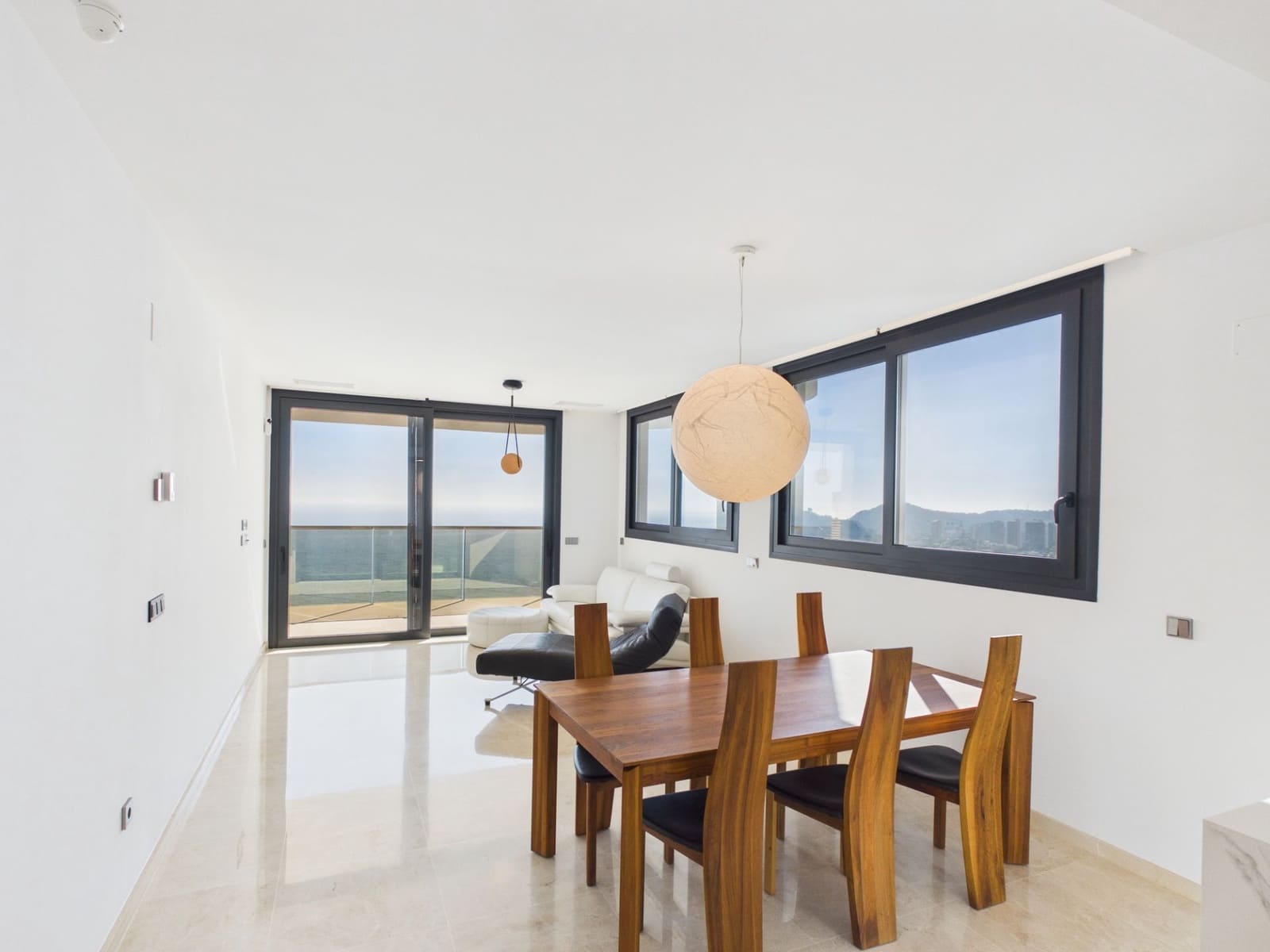2 quarto Apartamento para venda em Benidorm com piscina garagem - 1 439 000 € (Ref: 9891619)