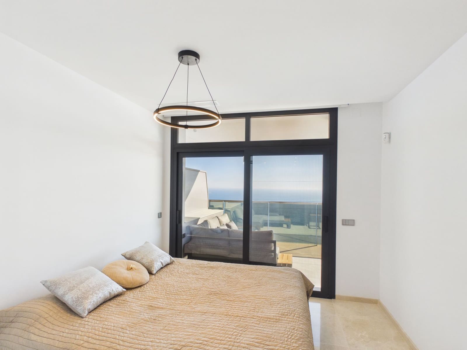 2 quarto Apartamento para venda em Benidorm com piscina garagem - 1 439 000 € (Ref: 9891619)