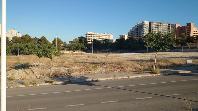Mark till salu i La Cala de Villajoyosa, La Villajoyosa / Vila Joiosa - 4 000 000 € (Ref: 9993785)