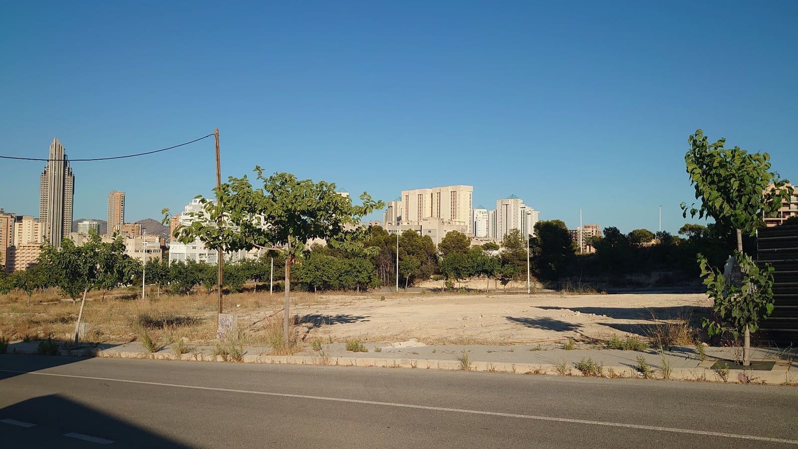 Mark till salu i La Villajoyosa / Vila Joiosa - 4 000 000 € (Ref: 9993785)