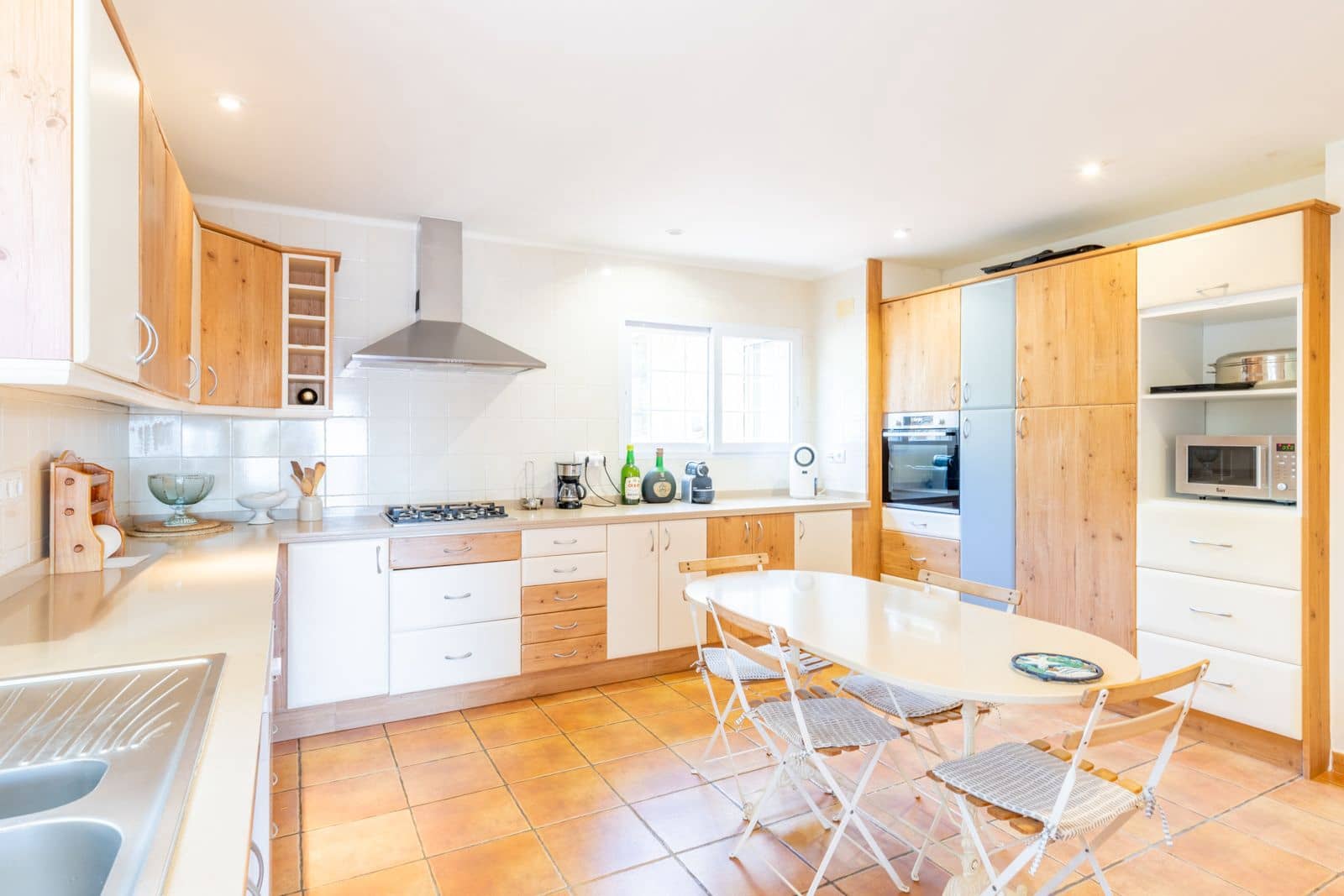 4 bedroom Villa for sale in Moraira with garage - € 1,850,000 (Ref: 9882334)