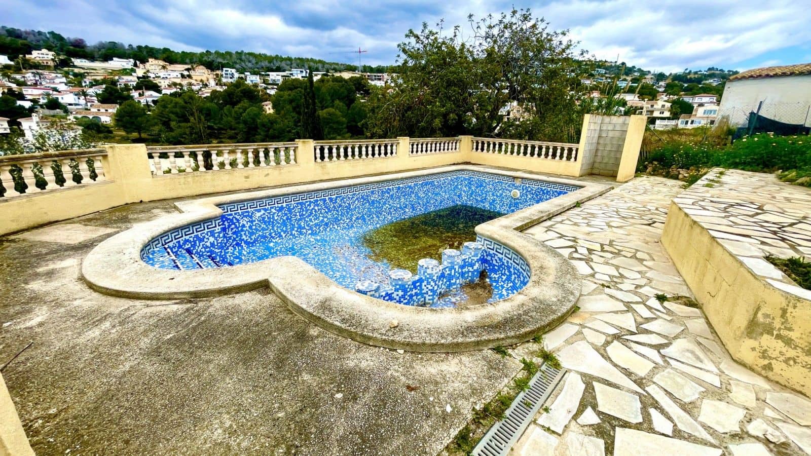 Chalet en Calpe / Calp en venta con piscina garaje - 450.000 € (Ref: 9882335)