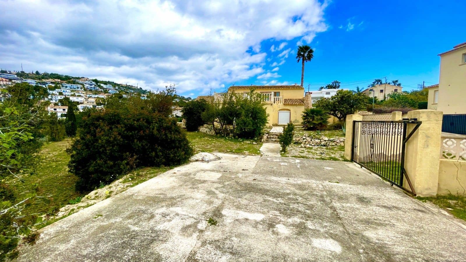 Chalet en Calpe / Calp en venta con piscina garaje - 450.000 € (Ref: 9882335)