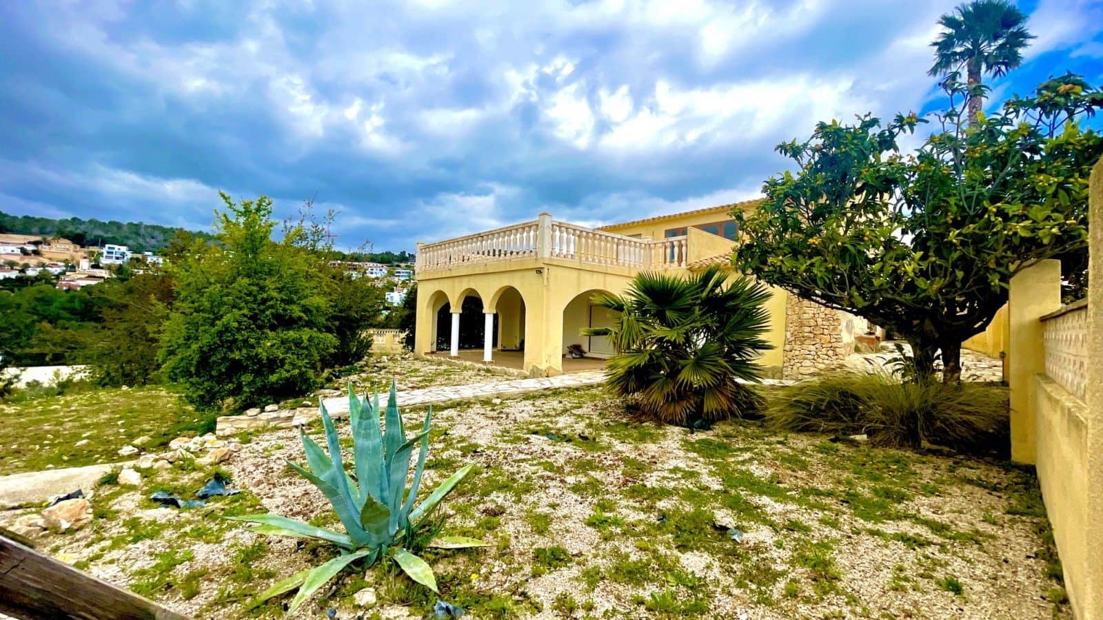 Chalet en Calpe / Calp en venta con piscina garaje - 450.000 € (Ref: 9882335)