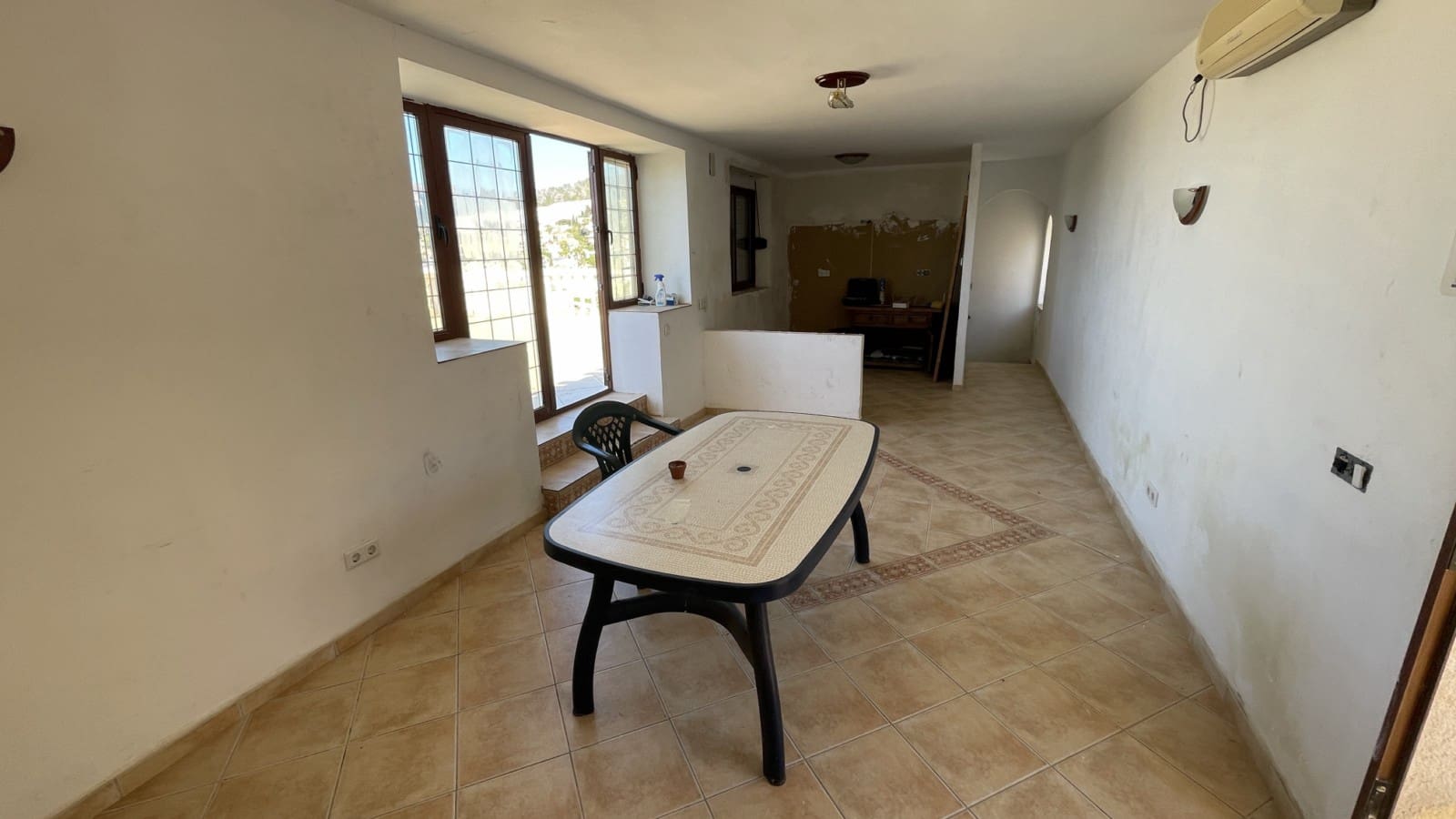 Chalet en Calpe / Calp en venta con piscina garaje - 450.000 € (Ref: 9882335)