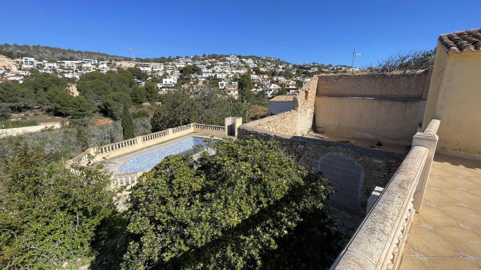 Chalet en Calpe / Calp en venta con piscina garaje - 450.000 € (Ref: 9882335)