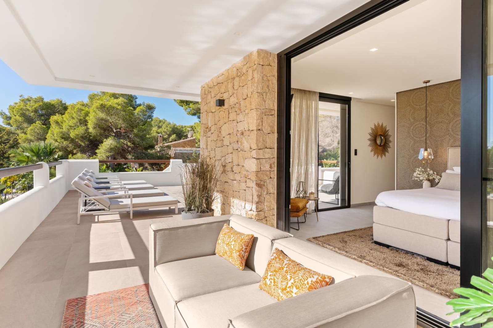 6 bedroom Villa for sale in Moraira with garage - € 3,995,000 (Ref: 9882338)