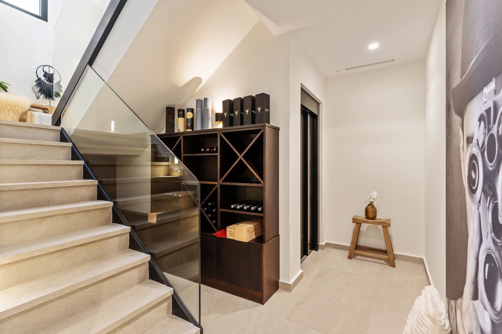 6 bedroom Villa for sale in Moraira with garage - € 3,995,000 (Ref: 9882338)
