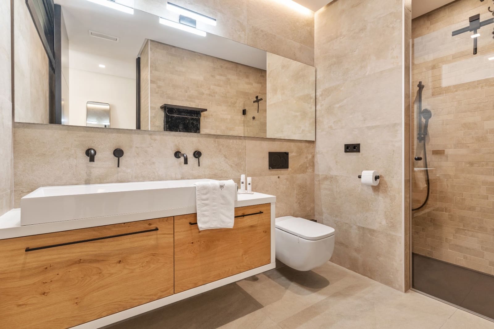 6 bedroom Villa for sale in Moraira with garage - € 3,995,000 (Ref: 9882338)