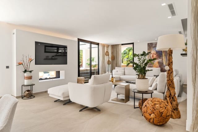 Chalet de 6 habitaciones en Moraira, Teulada-Moraira en venta con garaje - 3.995.000 € (Ref: 9882338)