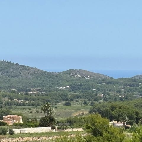 Byggegrund til salg i Moraira, Teulada-Moraira - € 410.000 (Ref: 9938591)