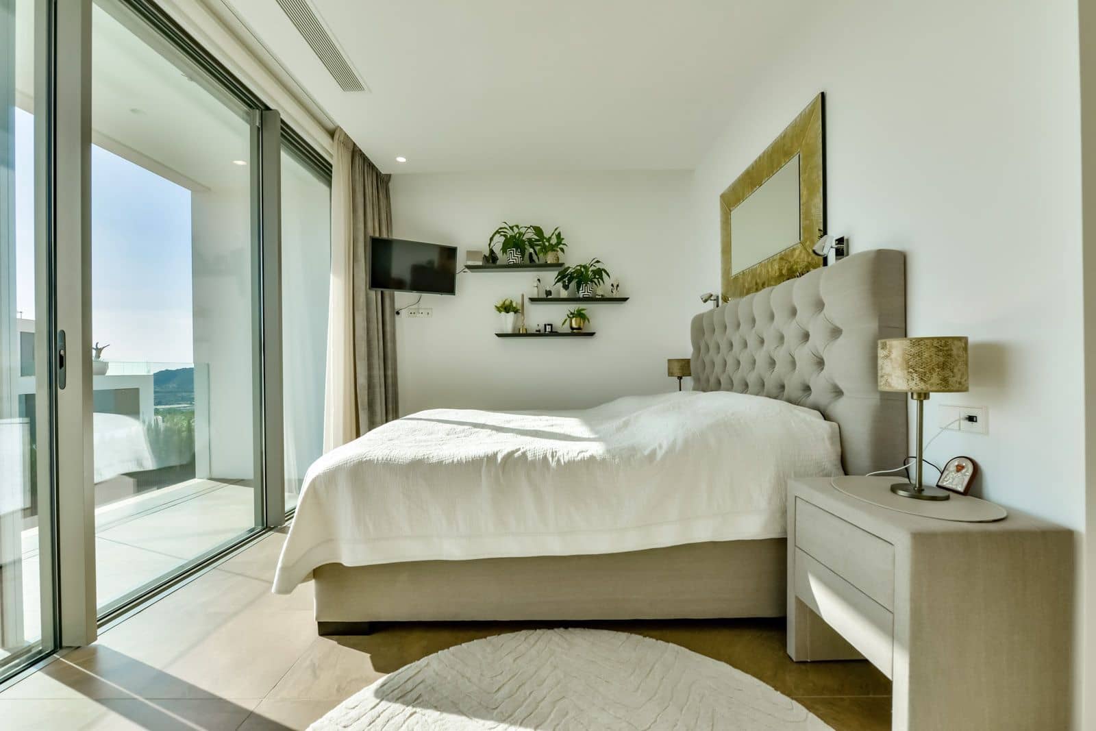 6 bedroom Villa for sale in Finestrat with pool garage - € 1,395,000 (Ref: 10131183)