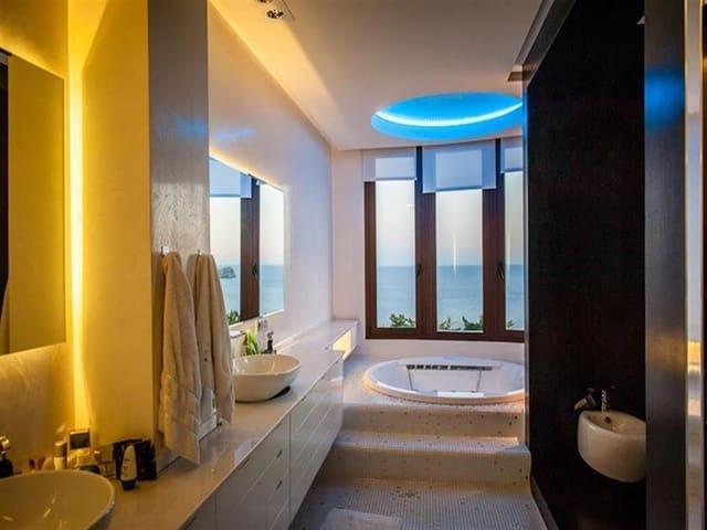 5 chambre Villa/Maison à vendre à Benidorm avec piscine garage - 2 950 000 € (Ref: 3554652)