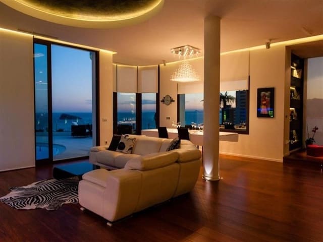 5 chambre Villa/Maison à vendre à Benidorm avec piscine garage - 2 950 000 € (Ref: 3554652)