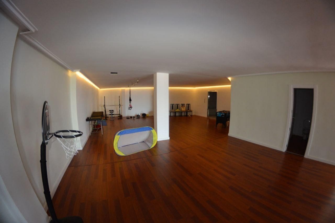 5 chambre Villa/Maison à vendre à Benidorm avec piscine garage - 2 950 000 € (Ref: 3554652)