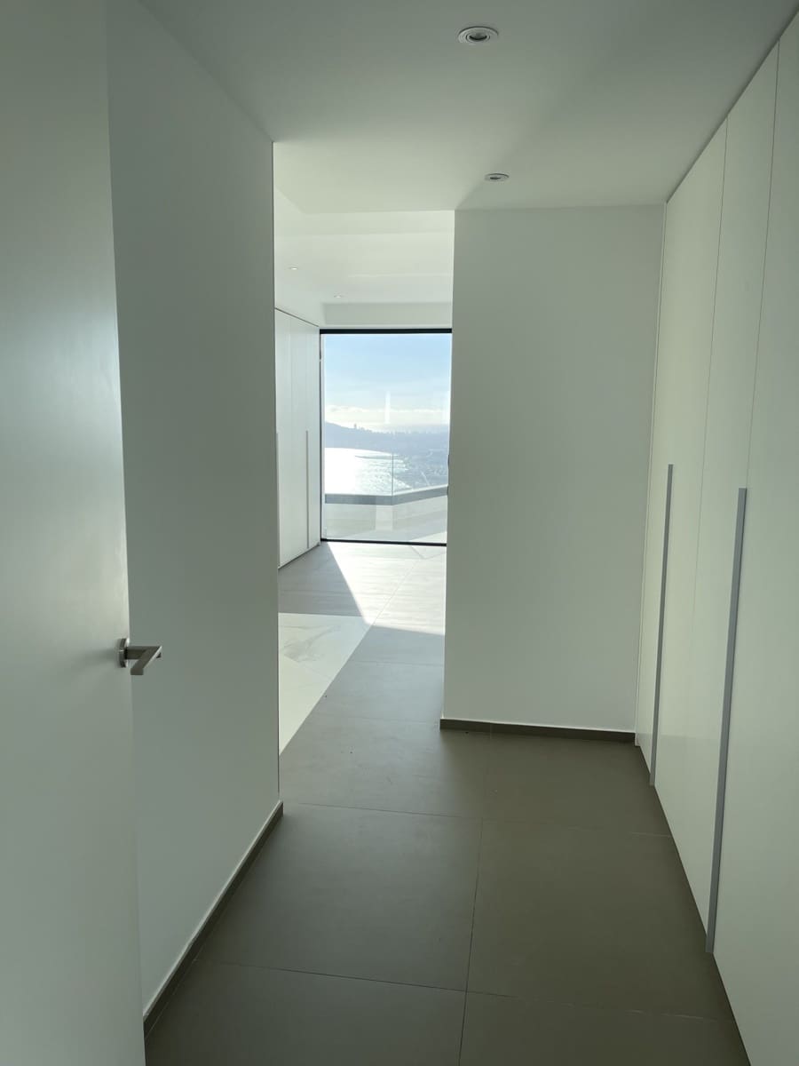 4 bedroom Villa for sale in Altea with pool garage - € 2,599,000 (Ref: 3554678)