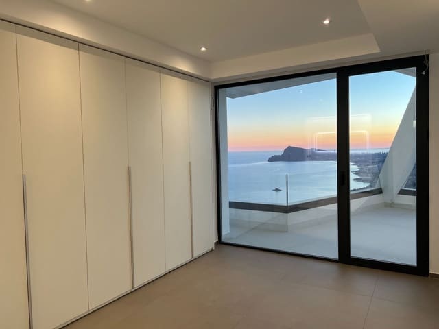 4 quarto Moradia para venda em Altea com piscina garagem - 2 599 000 € (Ref: 3554678)
