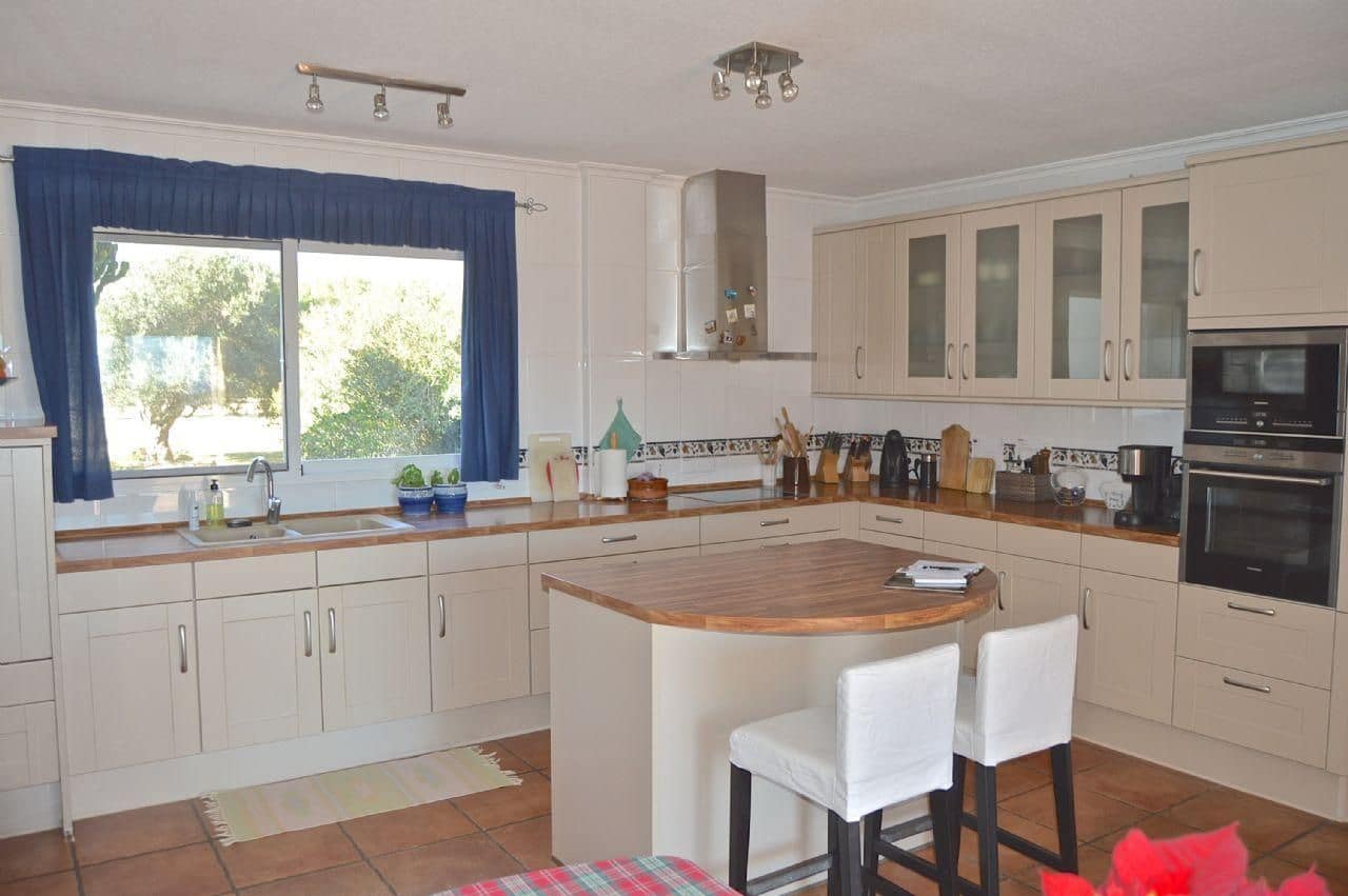 8 Zimmer Villa zu verkaufen in Alfaz del Pi / L'Alfas del Pi mit Pool Garage - 1.750.000 € (Ref: 3746337)