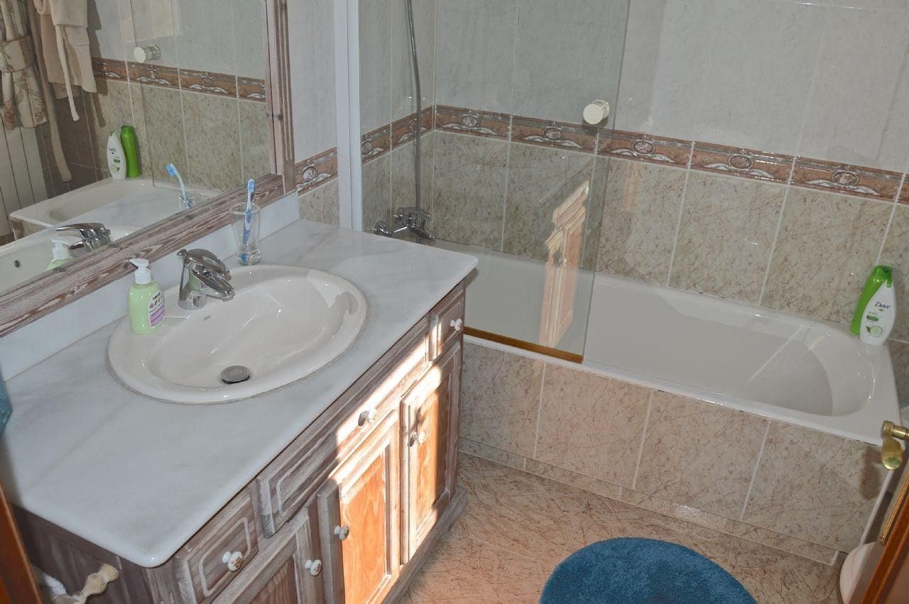 8 Zimmer Villa zu verkaufen in Alfaz del Pi / L'Alfas del Pi mit Pool Garage - 1.750.000 € (Ref: 3746337)