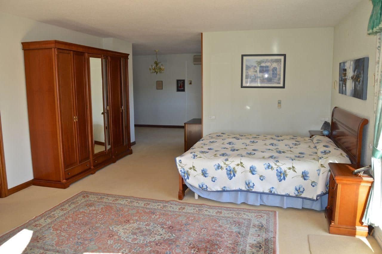 8 Zimmer Villa zu verkaufen in Alfaz del Pi / L'Alfas del Pi mit Pool Garage - 1.750.000 € (Ref: 3746337)