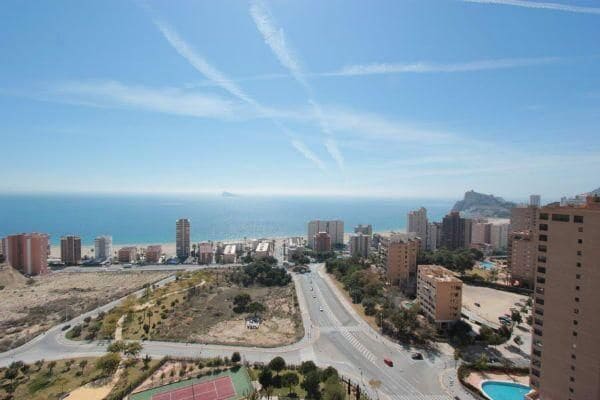 3 Zimmer Apartment zu verkaufen in Benidorm mit Pool Garage - 490.000 € (Ref: 5845285)