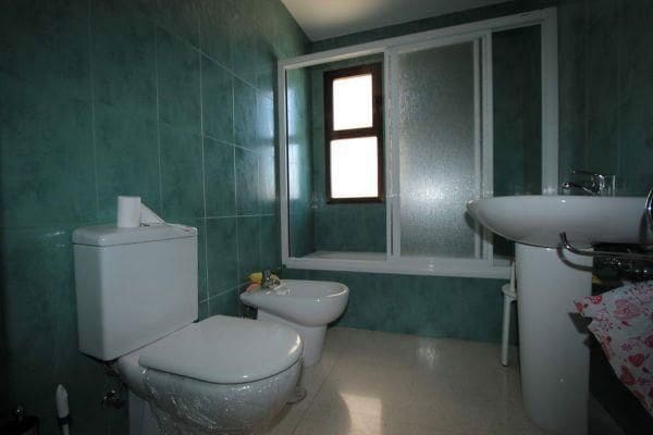 3 Zimmer Apartment zu verkaufen in Benidorm mit Pool Garage - 490.000 € (Ref: 5845285)