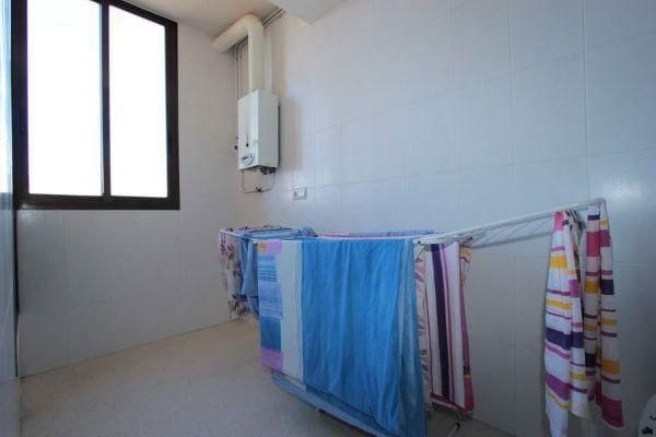 3 Zimmer Apartment zu verkaufen in Benidorm mit Pool Garage - 490.000 € (Ref: 5845285)