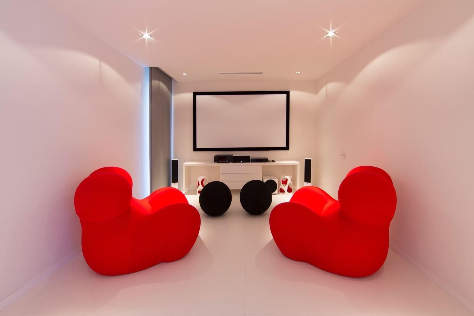 7 soverom Villa til salgs i Moraira med svømmebasseng garasje - € 4 490 000 (Ref: 5845312)