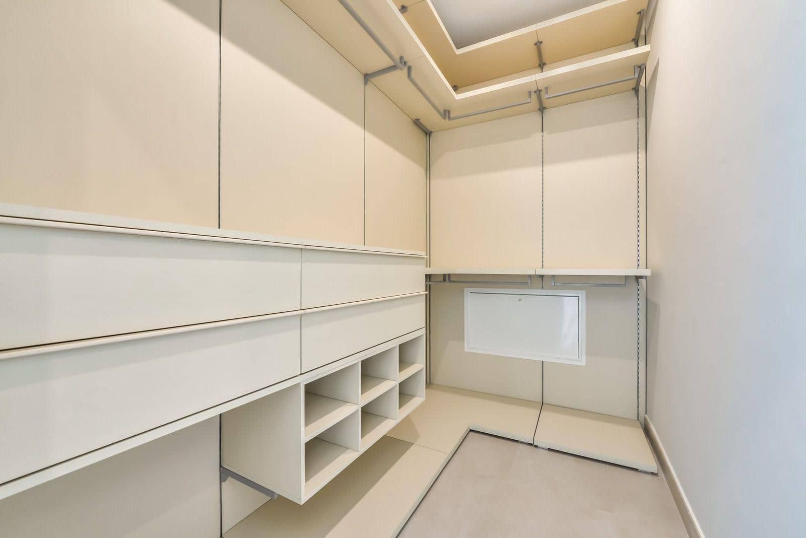 6 bedroom Villa for sale in Calpe / Calp with pool garage - € 2,200,000 (Ref: 5845344)