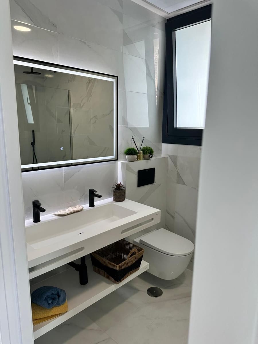 4 camera da letto Villa in vendita in Finestrat con piscina garage - 1.049.000 € (Rif: 5845353)