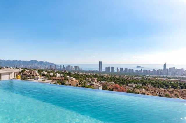 5 soverom Villa til salgs i Finestrat med svømmebasseng garasje - € 2 650 000 (Ref: 5880058)