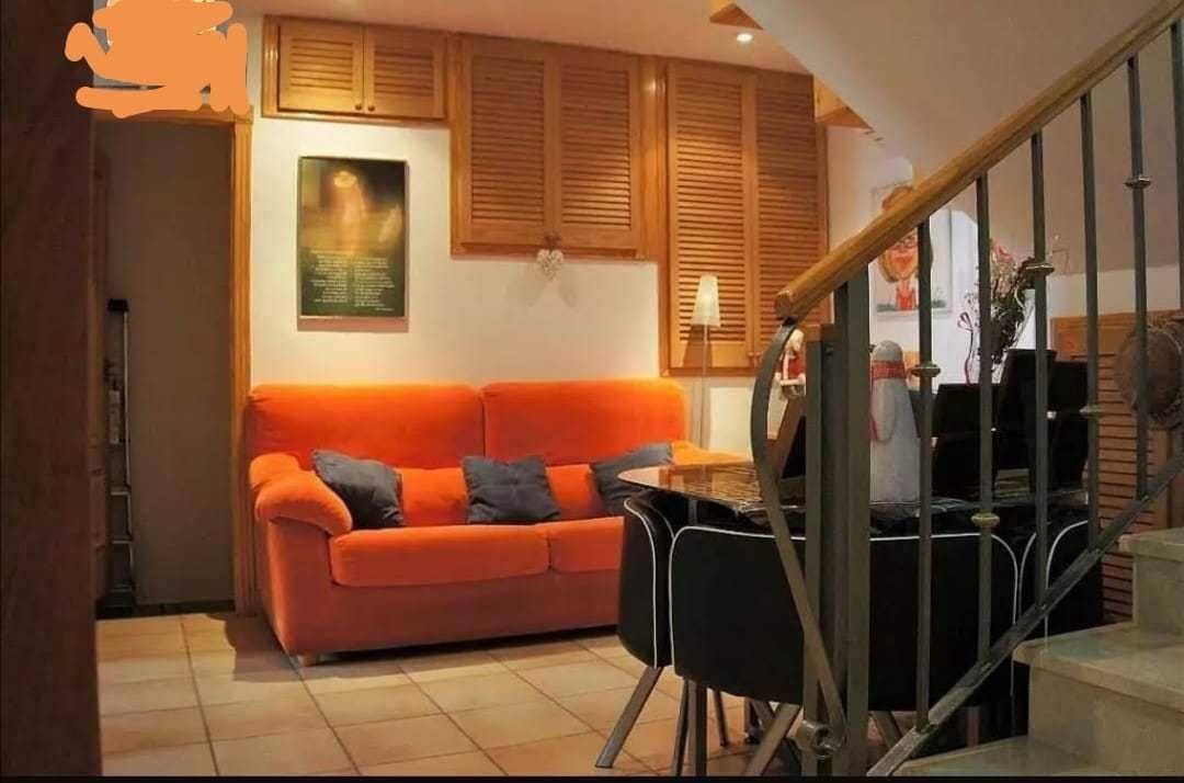 4 bedroom Villa for sale in Altea with garage - € 460,000 (Ref: 6381644)