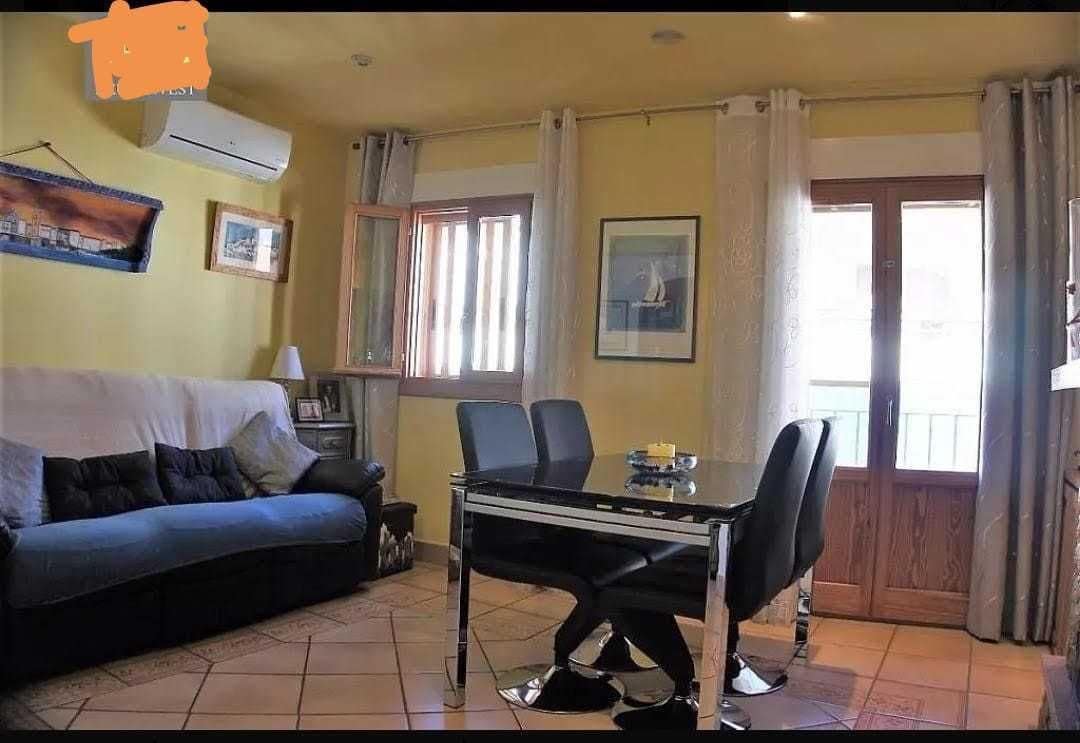 4 bedroom Villa for sale in Altea with garage - € 460,000 (Ref: 6381644)