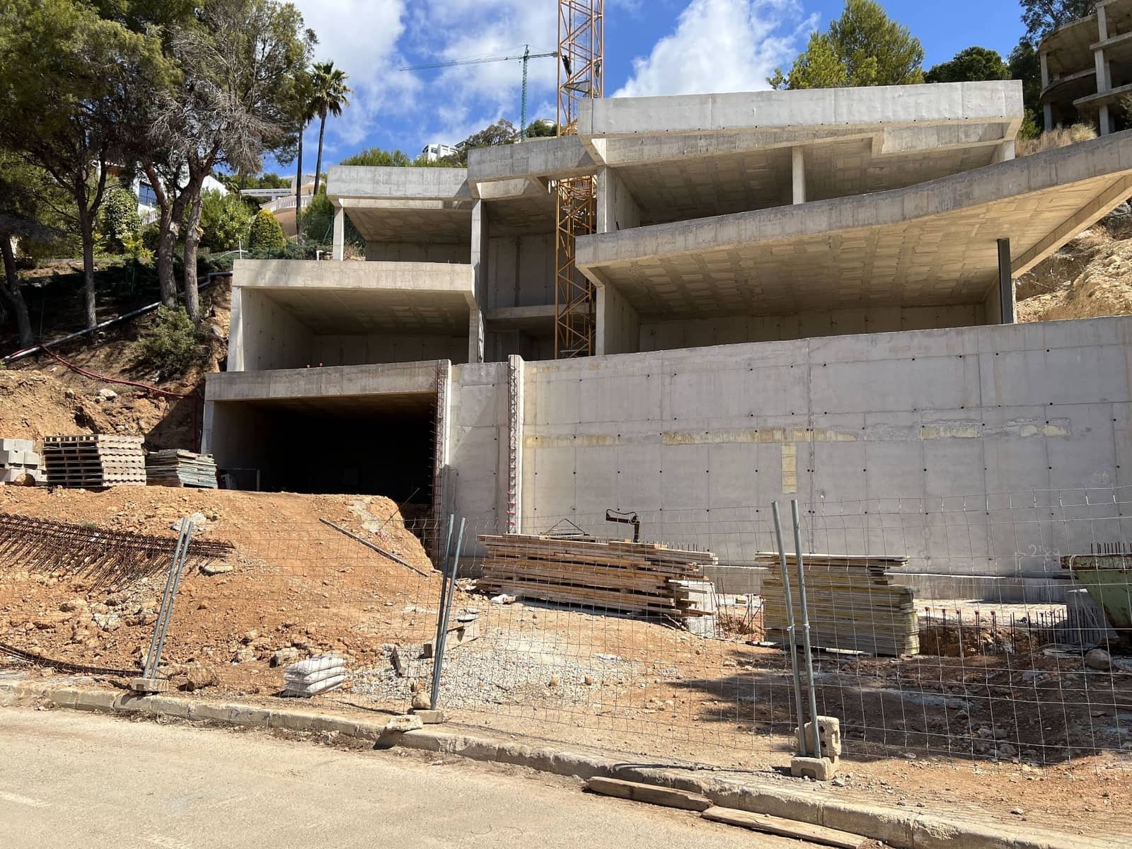 4 bedroom Villa for sale in Altea with pool garage - € 1,750,000 (Ref: 6440003)