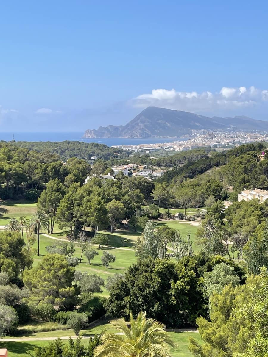 4 bedroom Villa for sale in Altea with pool garage - € 1,290,000 (Ref: 6476021)