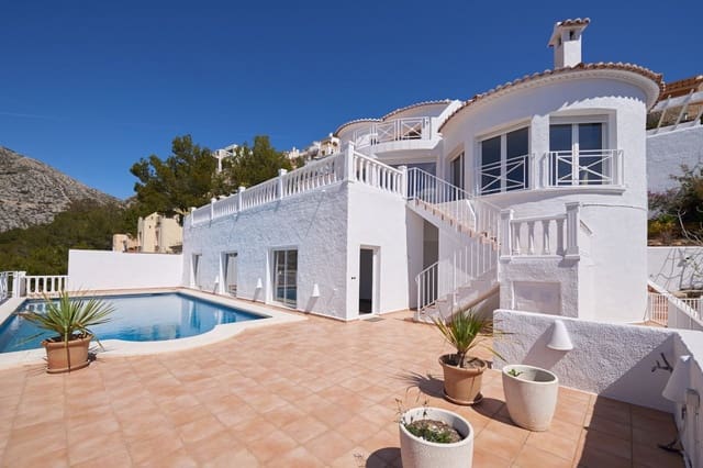 4 slaapkamer Villa te koop in Altea met zwembad garage - € 1.195.000 (Ref: 6618635)
